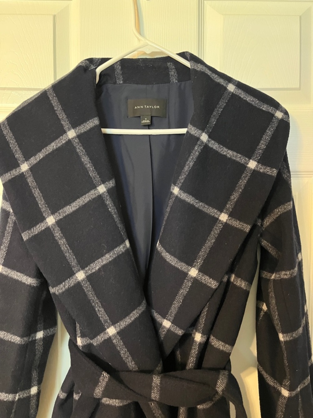 Ann Taylor Black Windowpane Plaid Wrap Trench Coat with Belt navy and white M - Picture 2 of 8